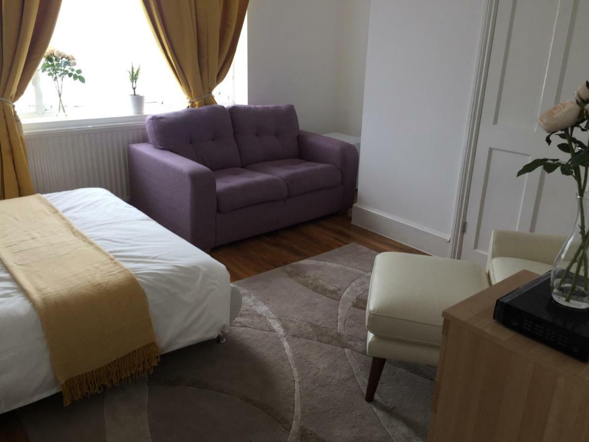 Abbey Wood Station Five Bedroom Self Contained House מראה חיצוני תמונה